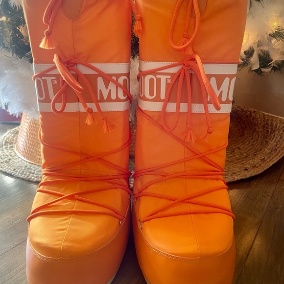 Moon Boot Orange Snow Boots - Picture 1 of 5